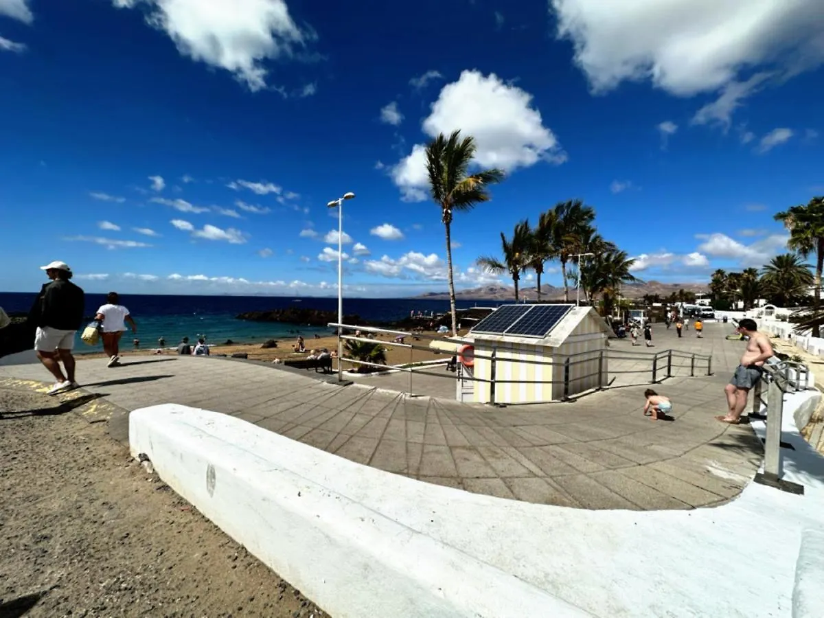 Apartamento Playa Chica, Vistas Al Mar Lanzarote بويرتو ذيل كارمين شقة