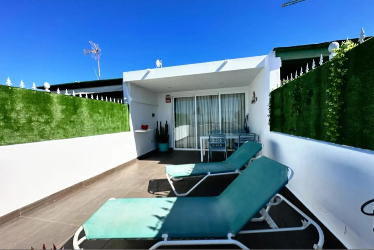 شقة Apartamento Playa Chica, Vistas Al Mar Lanzarote بويرتو ذيل كارمين